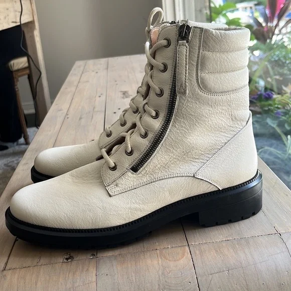 Aquatalia Laila Water Resistant Zip Bootie in Off White Leather Size 9.5. - Picture 6 of 10